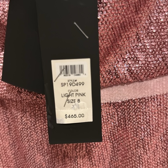 Light pink, sequin, long sleeved, low back, never worn - Picture 5 of 6